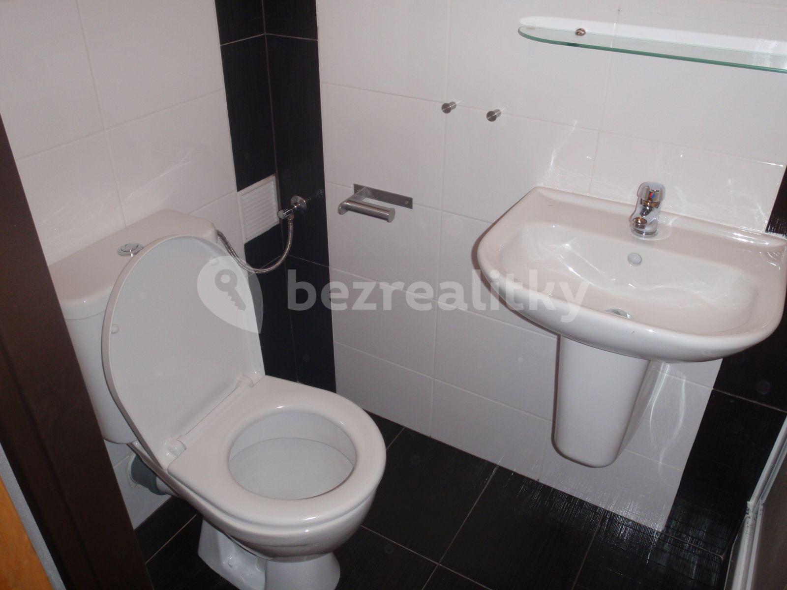 Pronájem bytu 2+kk 40 m², Nezamyslova, Praha, Praha