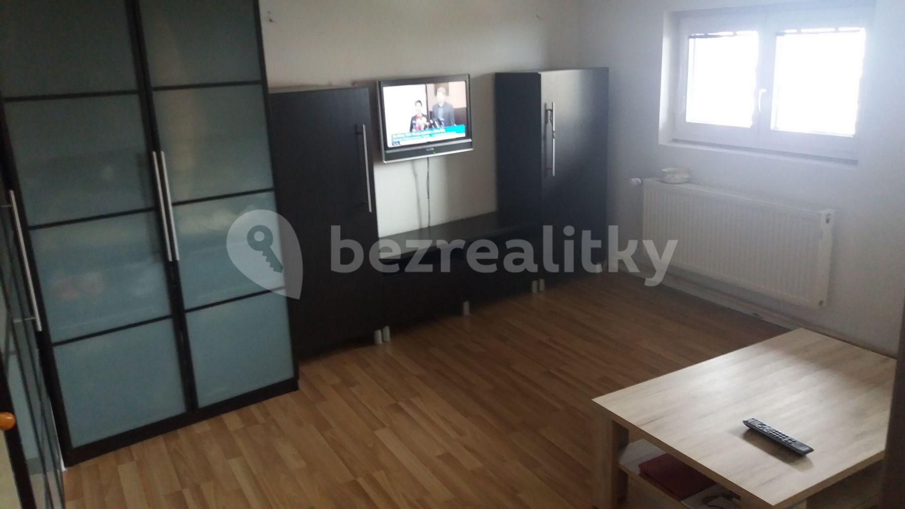 Pronájem bytu 1+1 32 m², Lípová, Ostopovice, Jihomoravský kraj