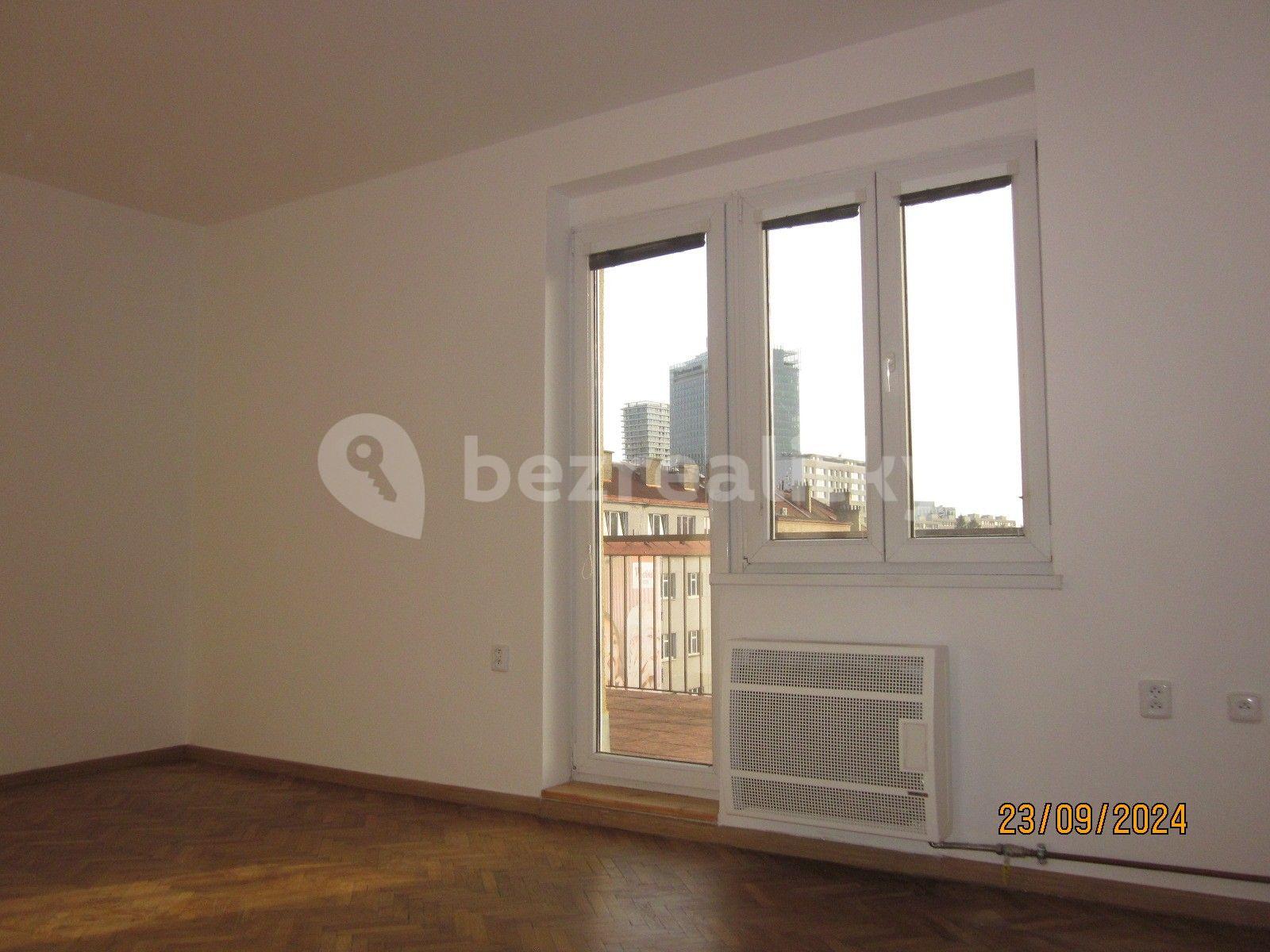 Pronájem bytu Garsoniéra 39 m², 5. května, Praha, Praha