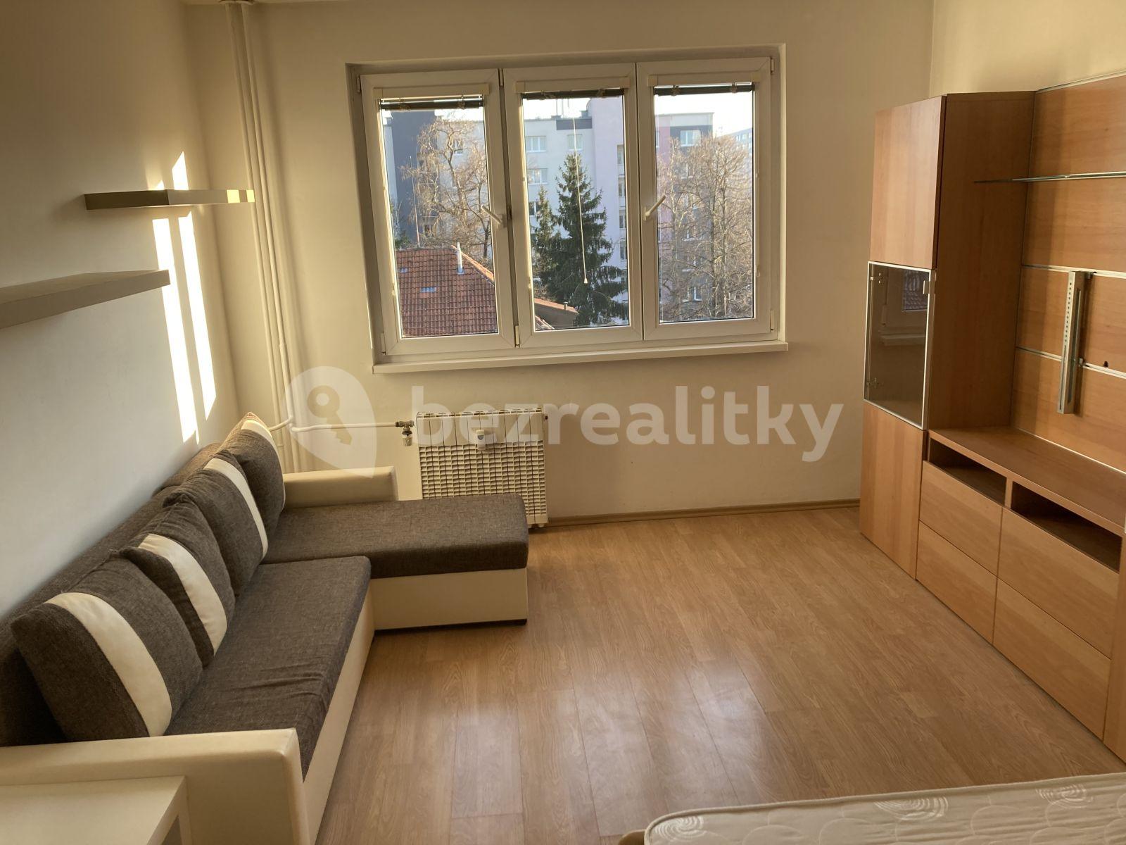 Pronájem bytu 1+1 37 m², Troilova, Praha, Praha