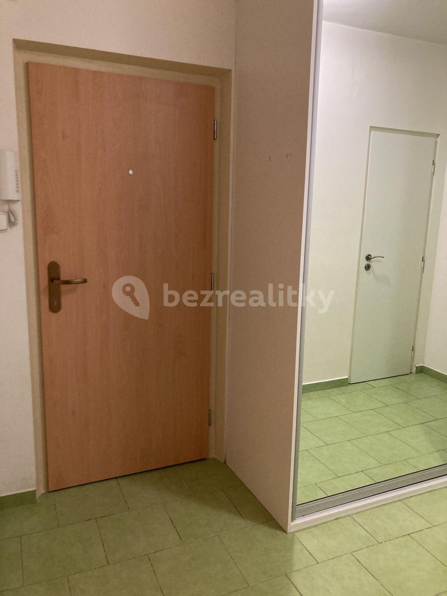 Pronájem bytu 1+1 37 m², Troilova, Praha, Praha