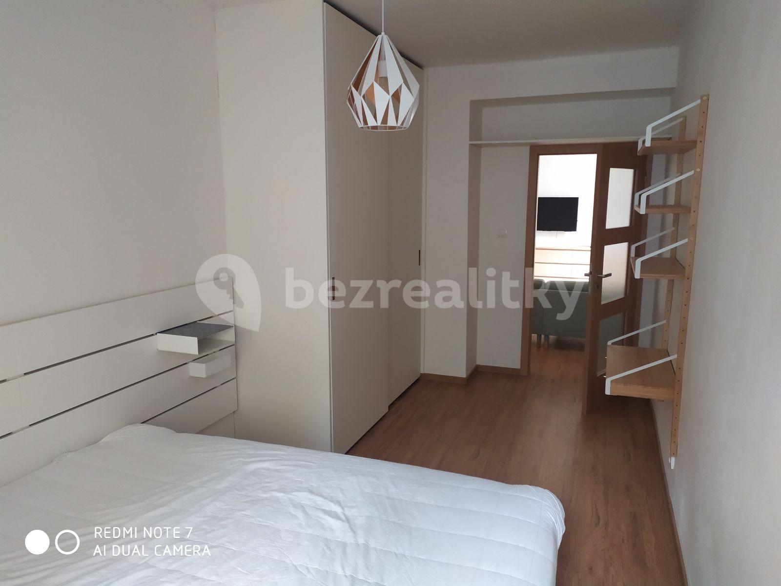 Pronájem bytu 3+kk 74 m², Na okraji, Praha, Praha