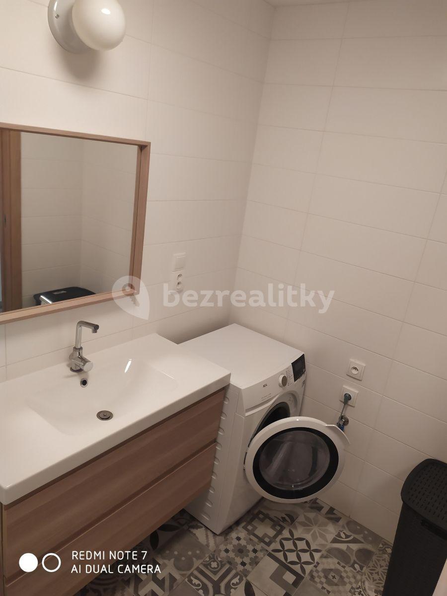 Pronájem bytu 3+kk 74 m², Na okraji, Praha, Praha