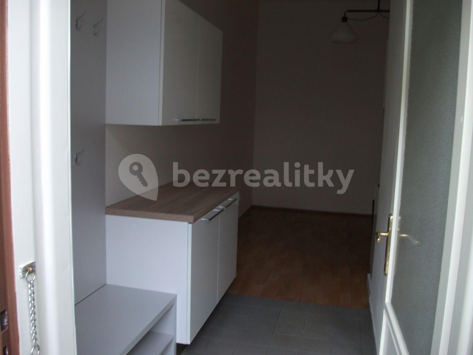 Pronájem bytu 2+kk 48 m², Křižíkova, Praha, Praha