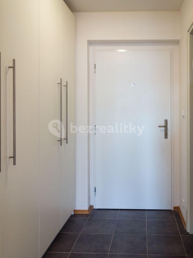 Pronájem bytu Garsoniéra 41 m², Heinemannova, Praha, Praha