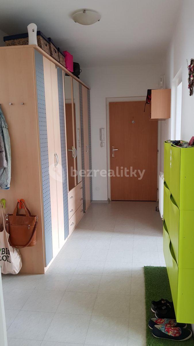 Pronájem bytu 2+1 62 m², Gen. Peřiny, Hustopeče, Jihomoravský kraj