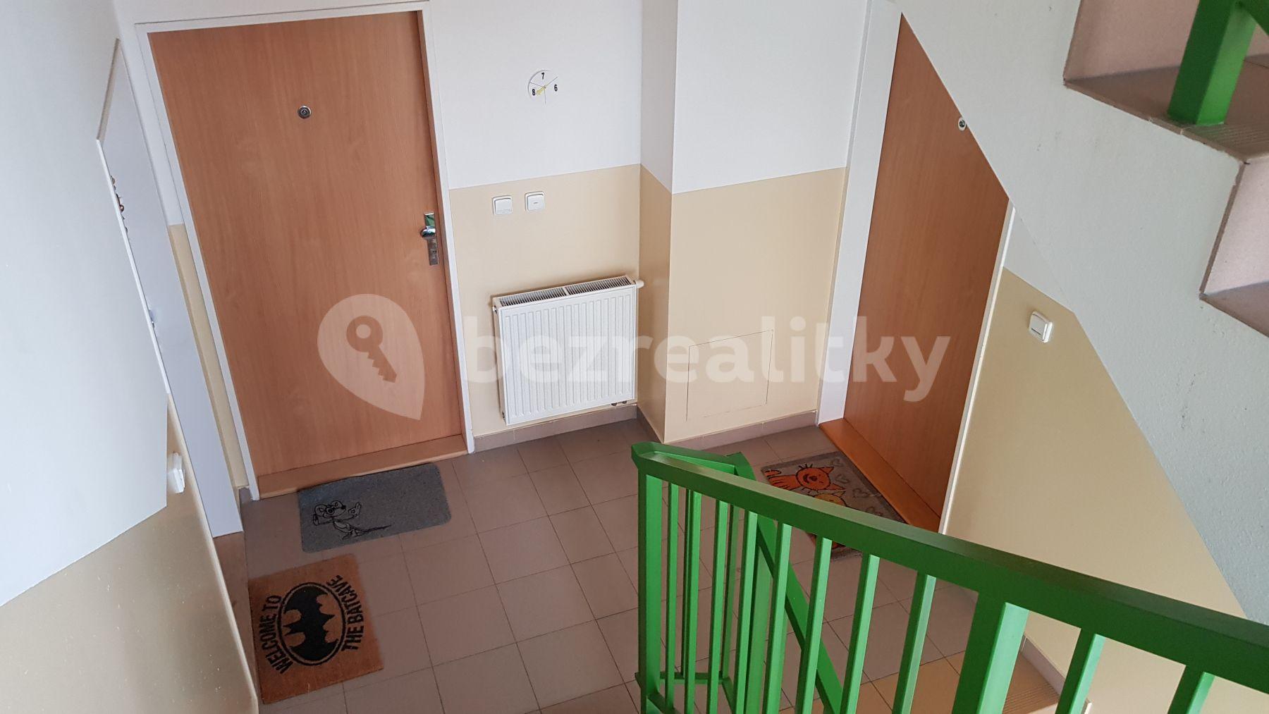 Pronájem bytu 2+1 62 m², Gen. Peřiny, Hustopeče, Jihomoravský kraj