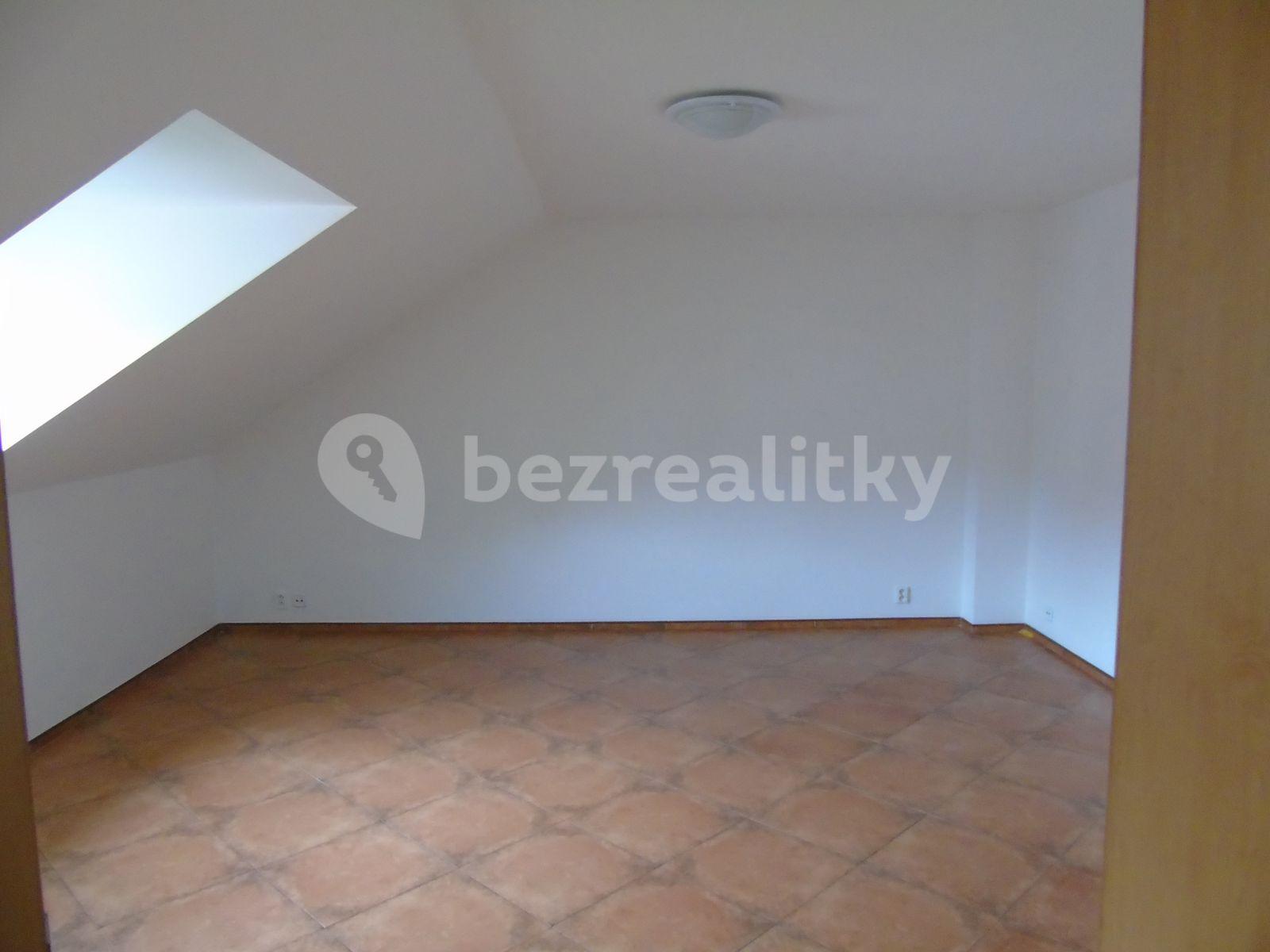 Pronájem bytu 1+1 48 m², Gutova, Praha, Praha