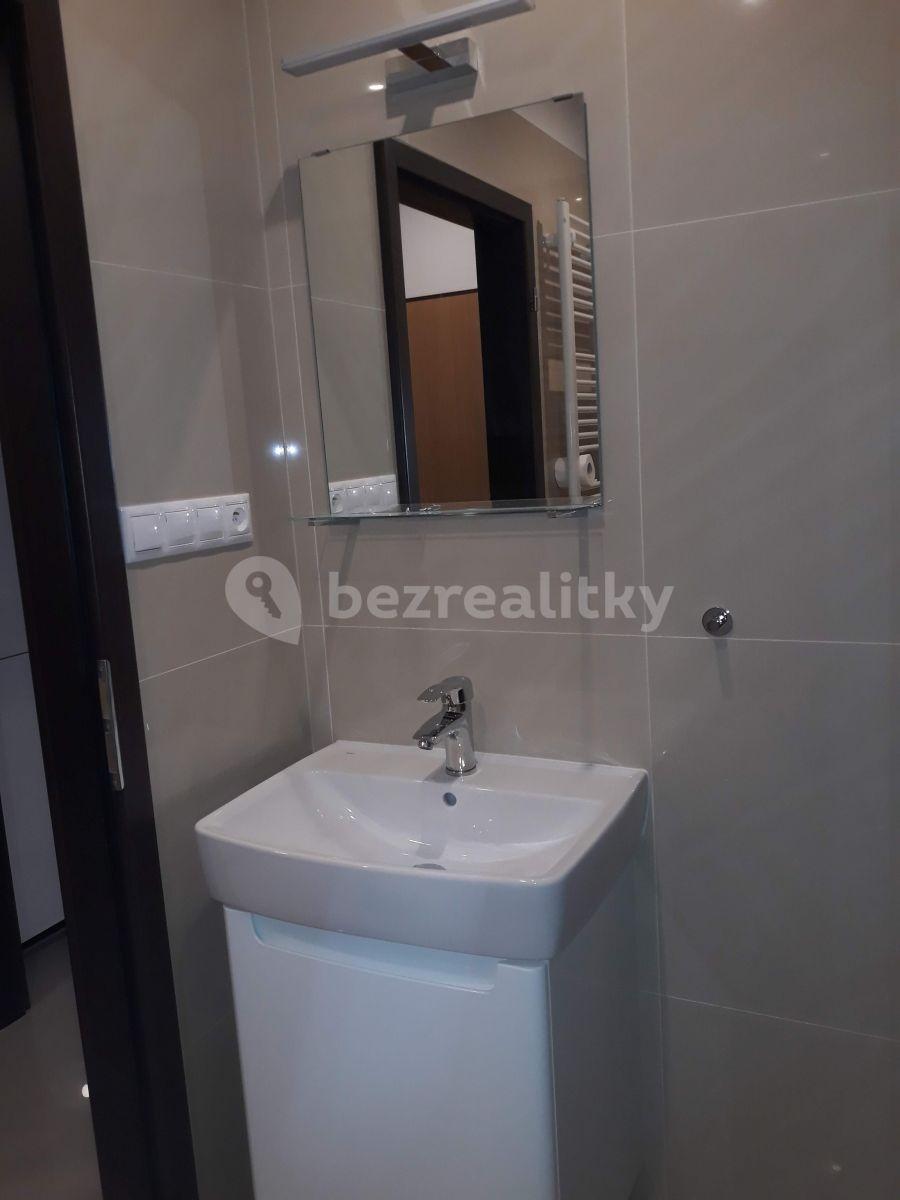 Pronájem bytu 2+kk 54 m², Nuselská, Praha, Praha