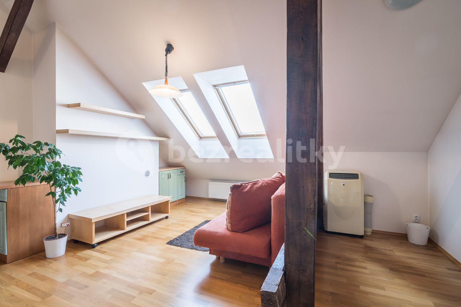 Pronájem bytu 2+kk 51 m², Poupětova, Praha, Praha