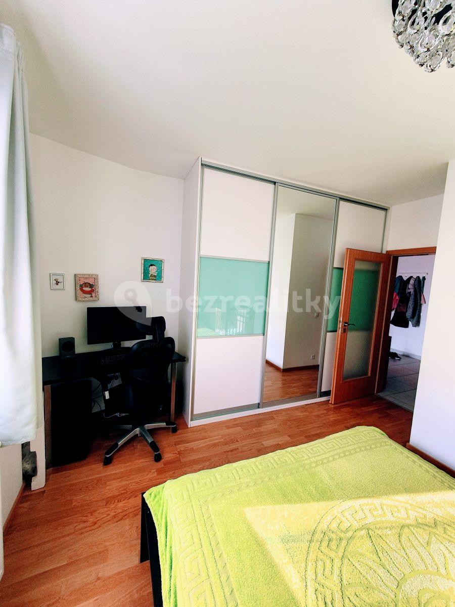 Pronájem bytu 2+kk 61 m², Kurta Konráda, Praha, Praha