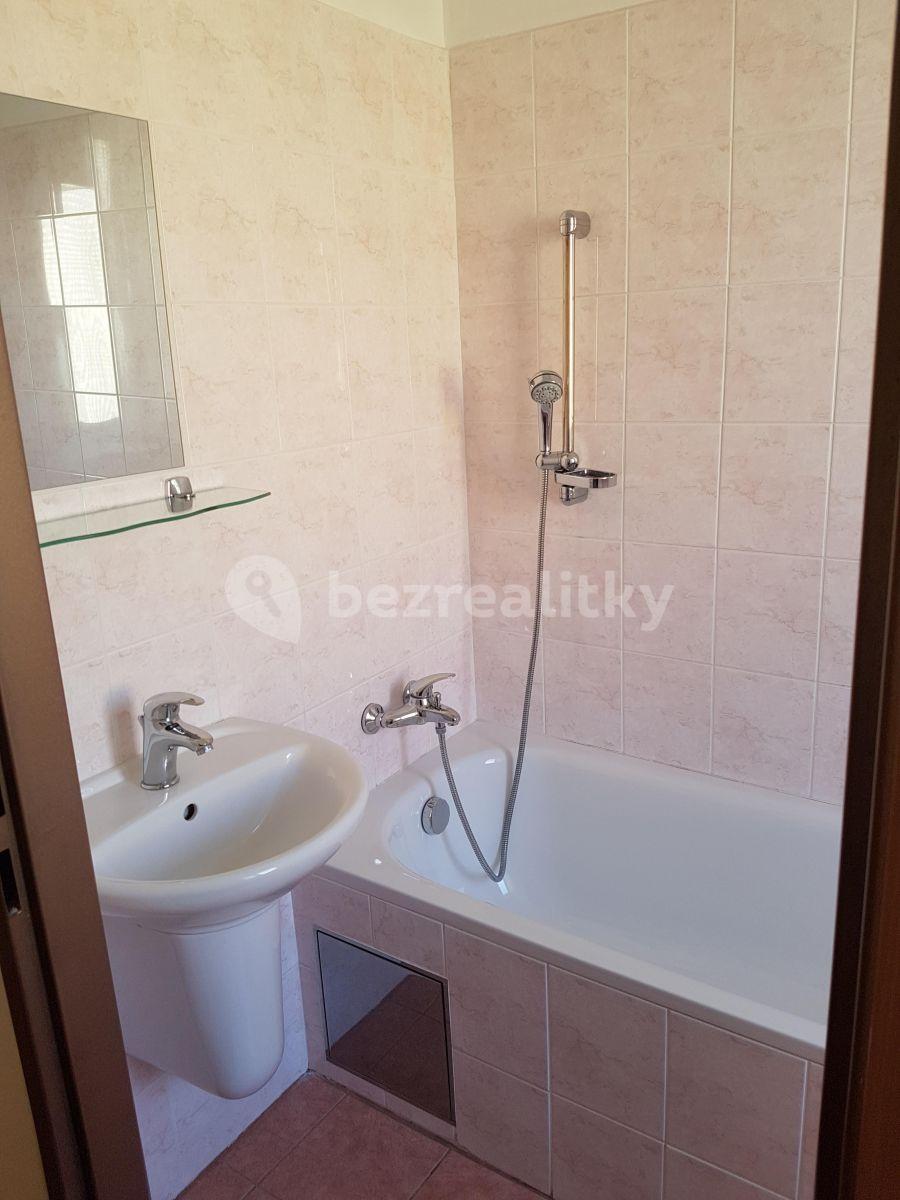 Pronájem bytu 2+1 55 m², Zdařilá, Praha, Praha