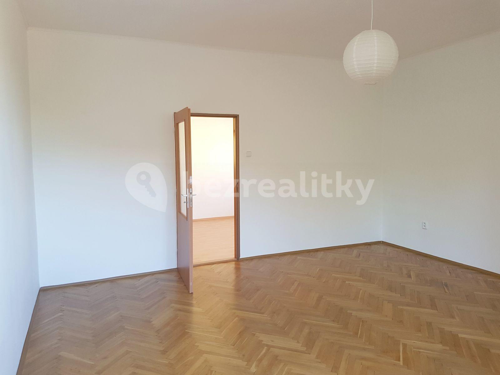 Pronájem bytu 2+1 55 m², Zdařilá, Praha, Praha