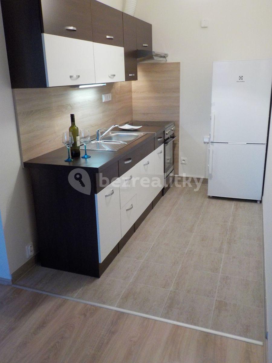 Pronájem bytu Garsoniéra 33 m², Janovská, Praha, Praha