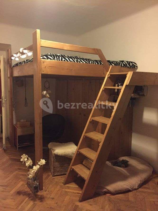 Pronájem bytu 1+kk 26 m², Kolbenova, Praha, Praha