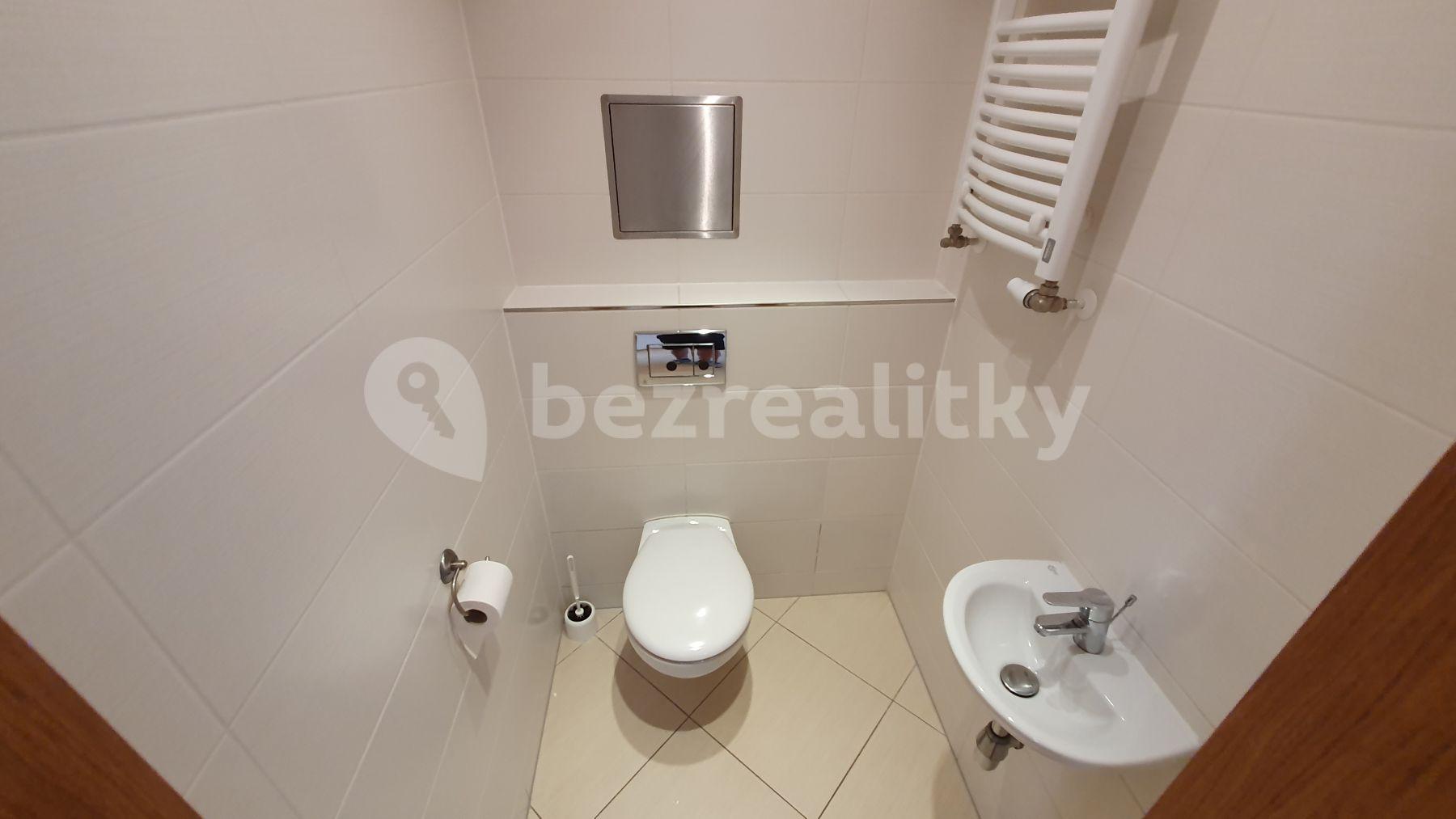 Pronájem bytu 3+kk 103 m², Sazovická, Praha, Praha