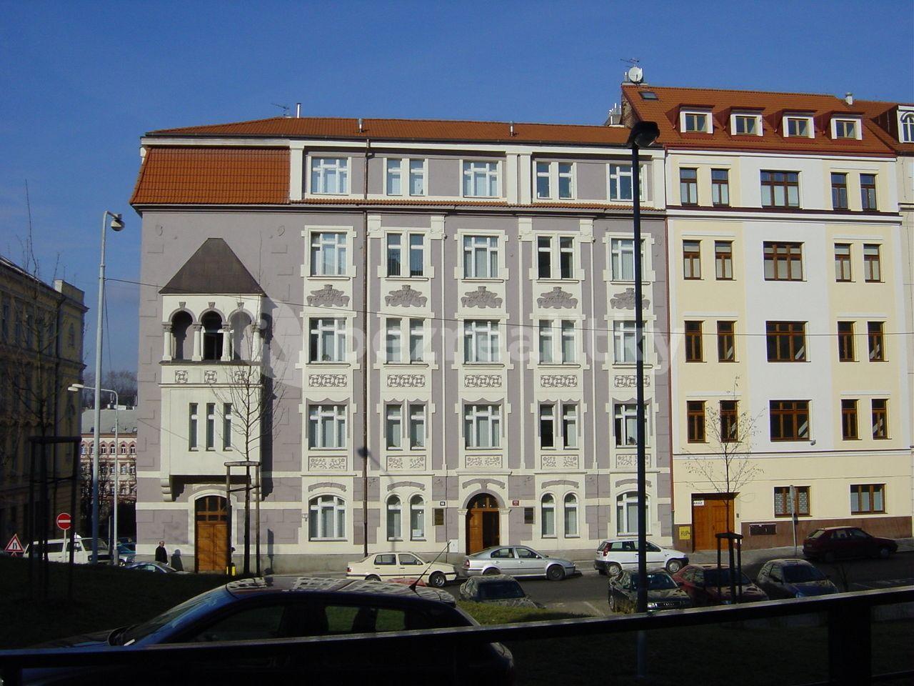 Pronájem kanceláře 54 m², Jeseniova, Praha, Praha