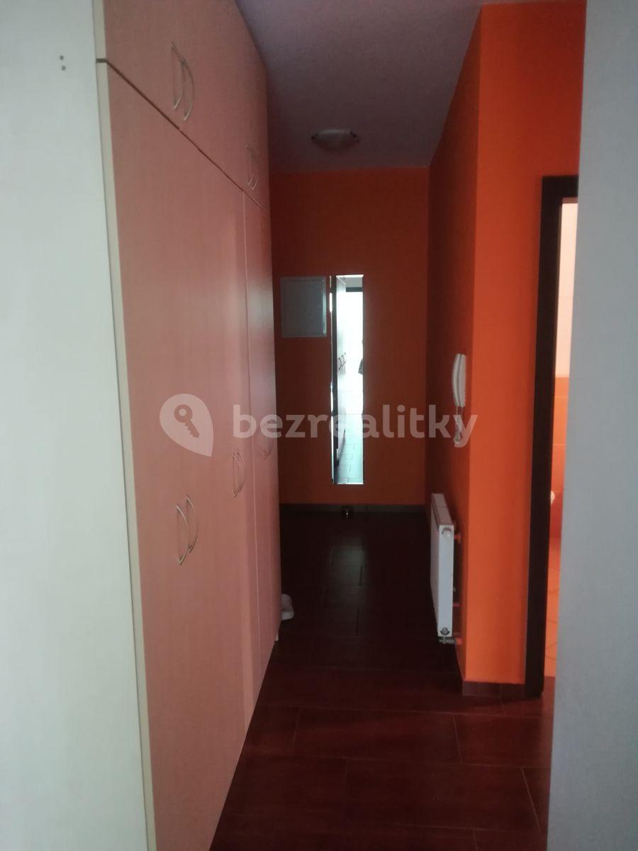 Pronájem bytu 2+kk 60 m², nám. 1. máje, Chotěšov, Plzeňský kraj