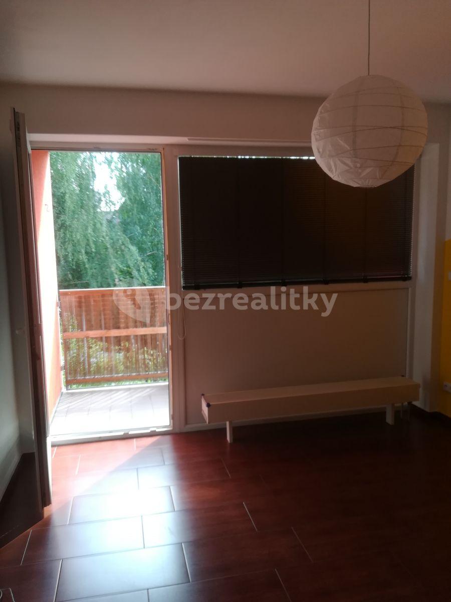 Pronájem bytu 2+kk 60 m², nám. 1. máje, Chotěšov, Plzeňský kraj