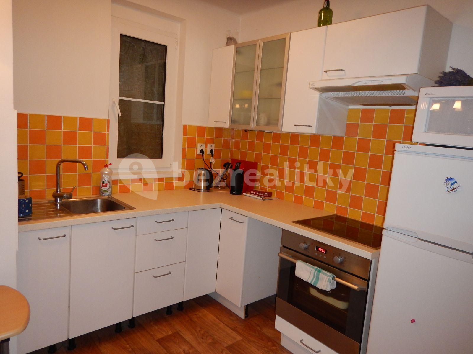 Pronájem bytu 1+1 41 m², Kouřimská, Praha, Praha