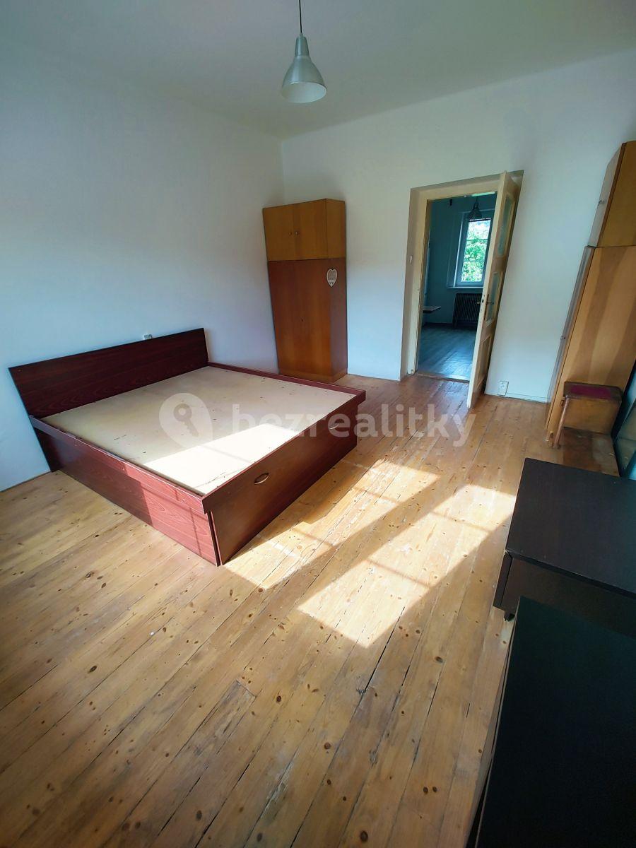 Pronájem bytu 2+1 65 m², Konzumní, Praha, Praha