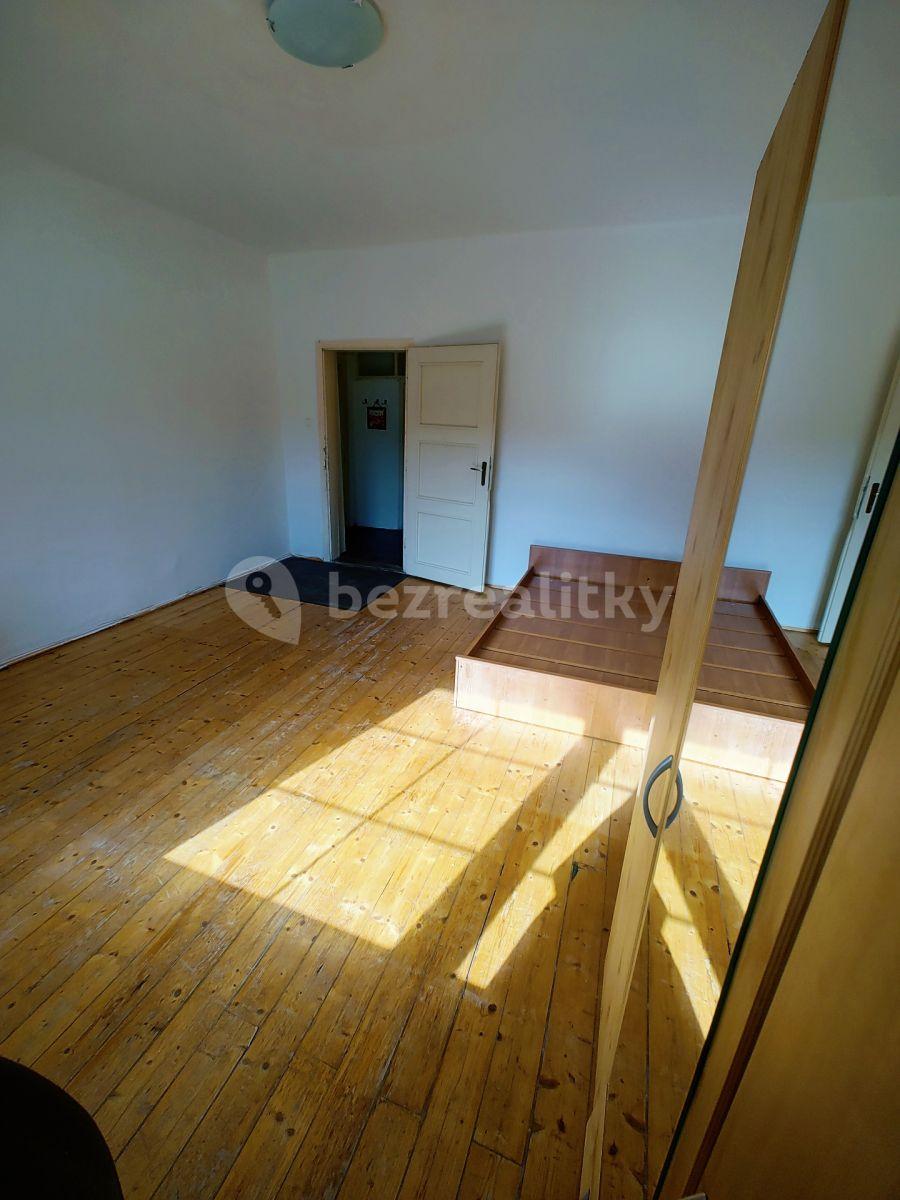 Pronájem bytu 2+1 65 m², Konzumní, Praha, Praha