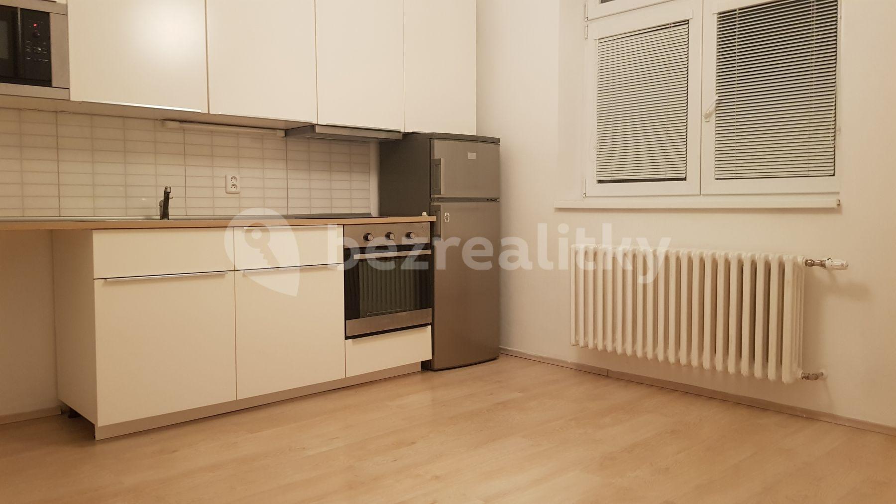 Pronájem bytu 1+1 35 m², V Ráji, Pardubice, Pardubický kraj