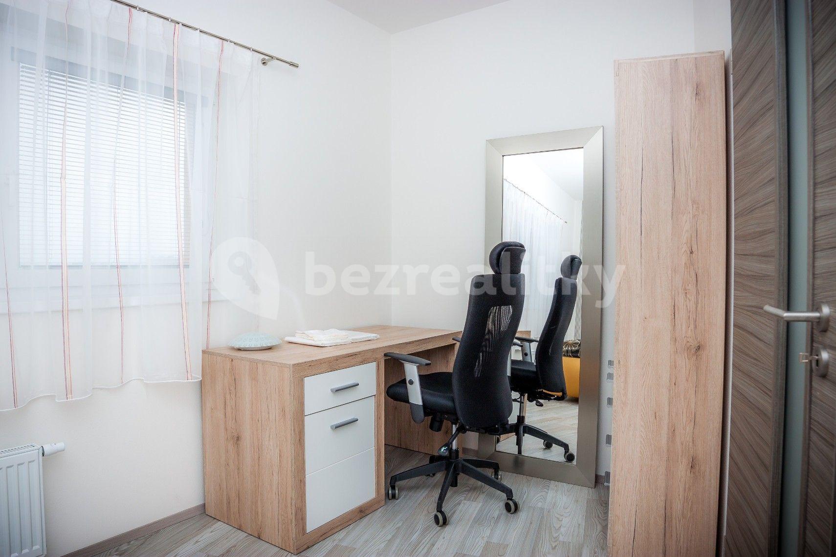 Pronájem bytu 2+kk 68 m², Freiwaldova, Praha, Praha