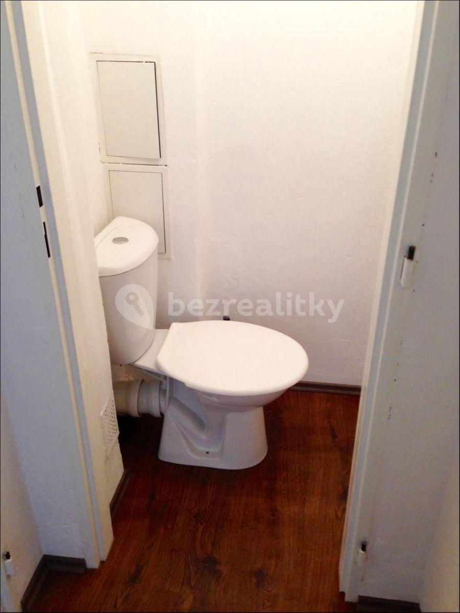 Pronájem bytu 1+kk 27 m², Pionýrů, Ústí nad Labem, Ústecký kraj