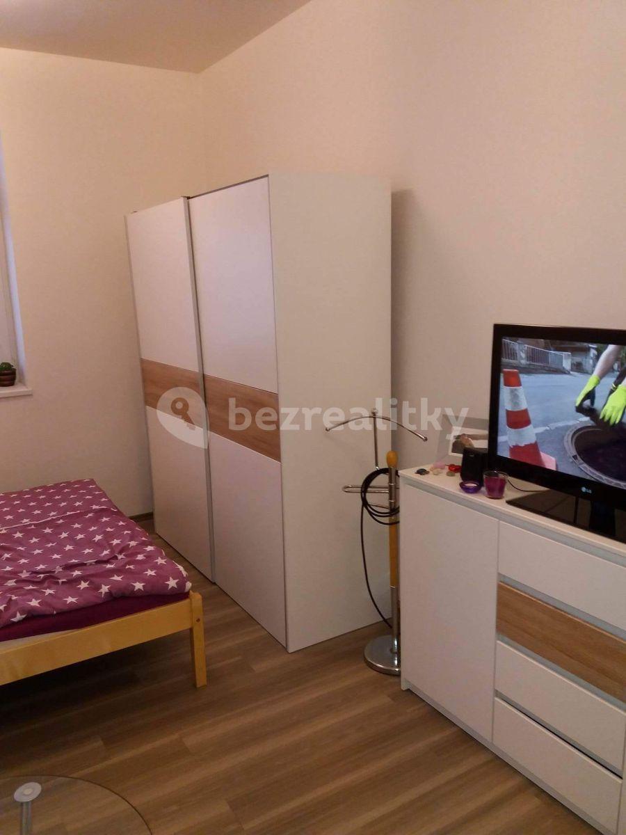 Pronájem bytu 1+1 30 m², Florianova, Brno, Jihomoravský kraj