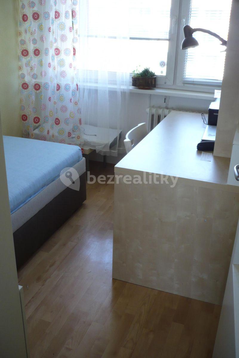 Pronájem bytu 3+1 60 m², Veltruská, Praha, Praha