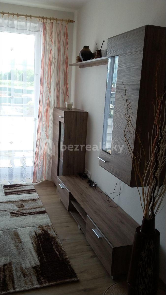 Pronájem bytu 2+kk 52 m², Halasova, Jihlava, Kraj Vysočina