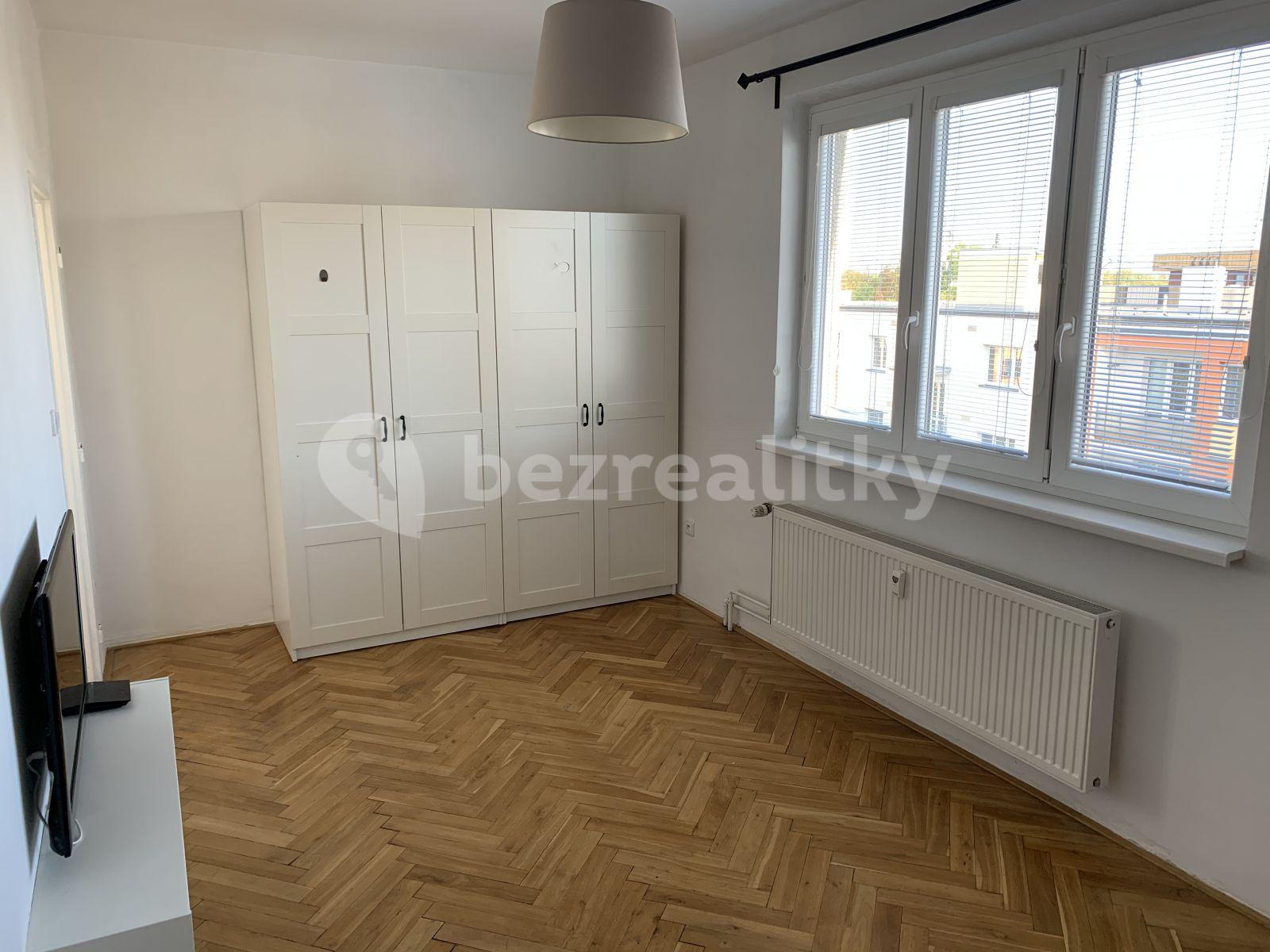 Pronájem bytu 1+1 35 m², Na Hrádku, Pardubice, Pardubický kraj