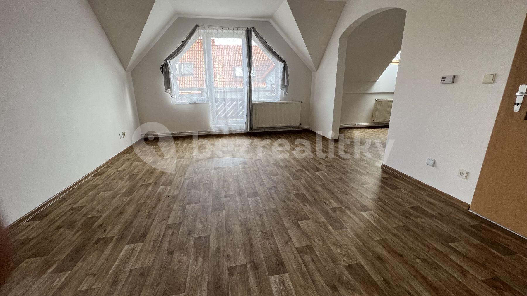 Pronájem bytu 2+1 69 m², Bohuslava Martinů, Říčany, Středočeský kraj