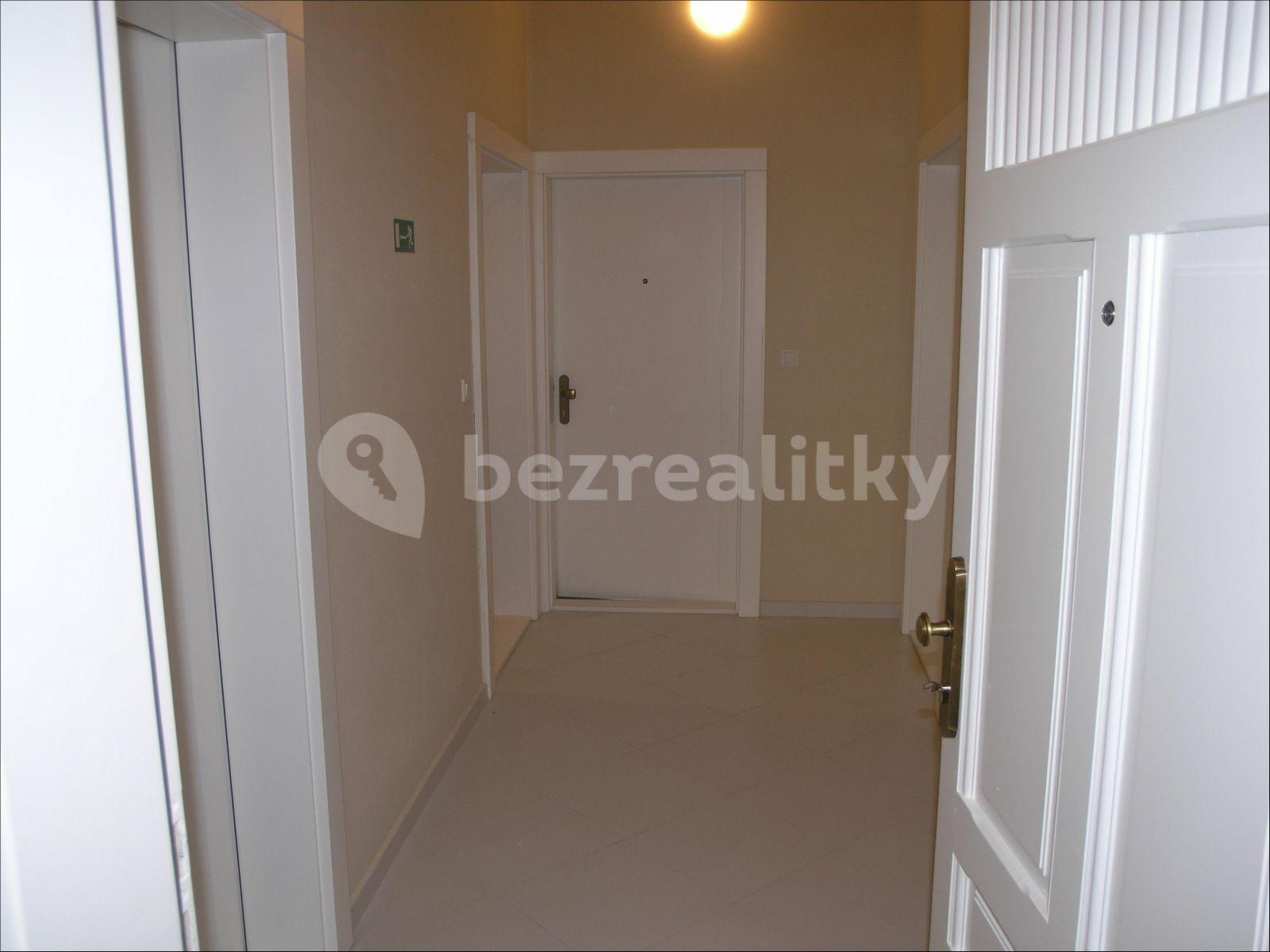 Pronájem bytu 1+kk 34 m², Šimáčkova, Praha, Praha