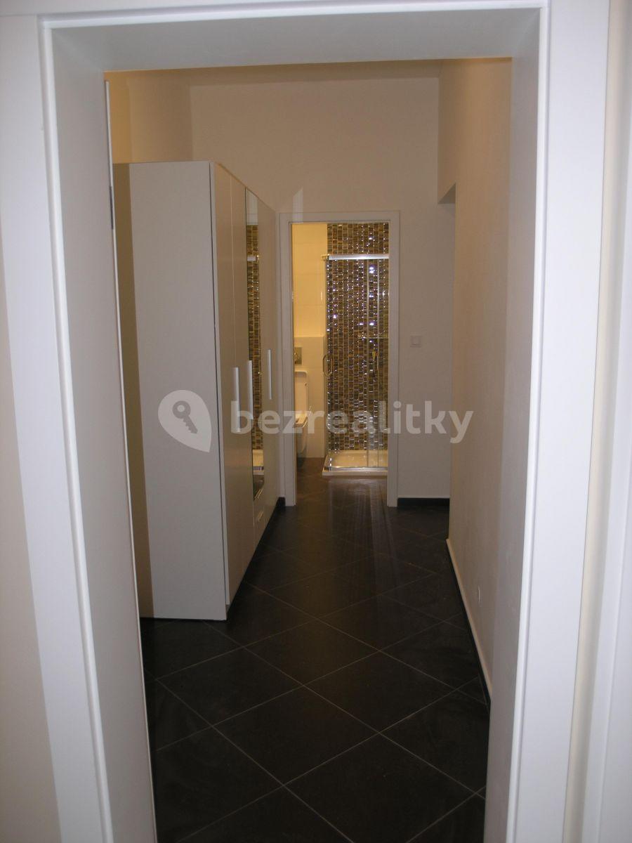 Pronájem bytu 1+kk 34 m², Šimáčkova, Praha, Praha