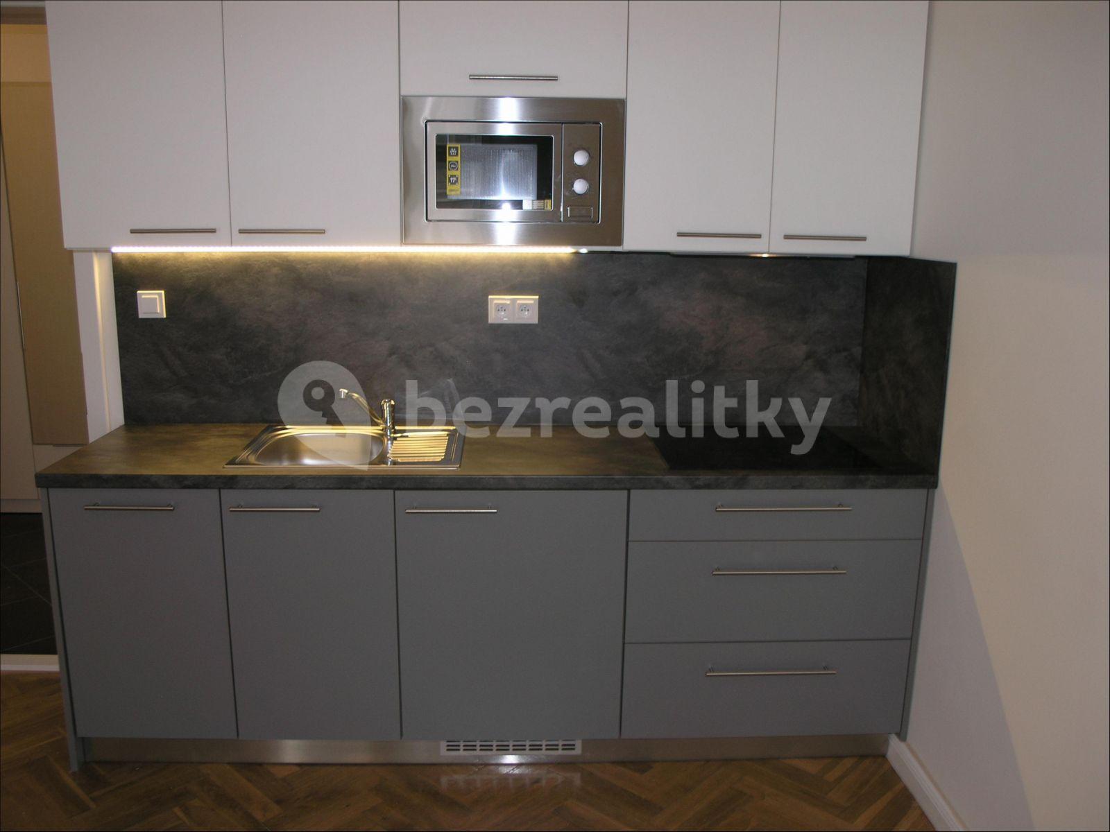 Pronájem bytu 1+kk 34 m², Šimáčkova, Praha, Praha