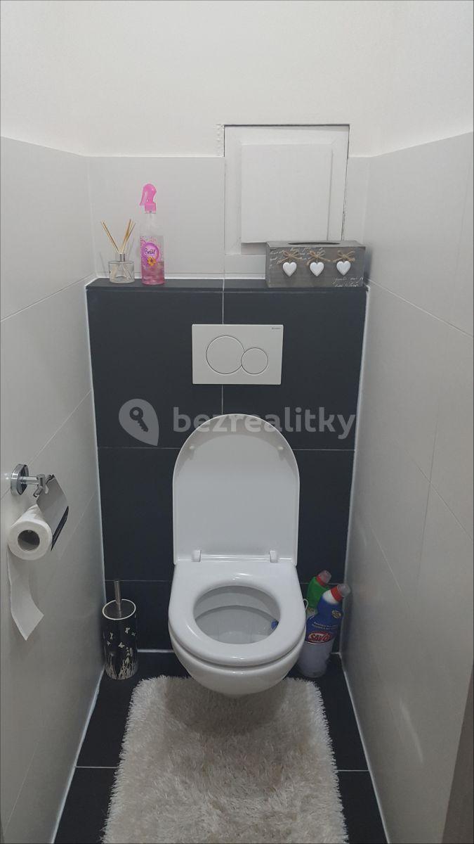 Pronájem bytu 2+kk 40 m², Garážní, Ostrava, Moravskoslezský kraj