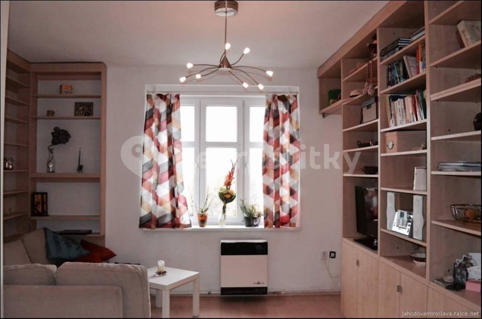 Pronájem bytu 2+kk 58 m², U Vysočanského pivovaru, Praha, Praha