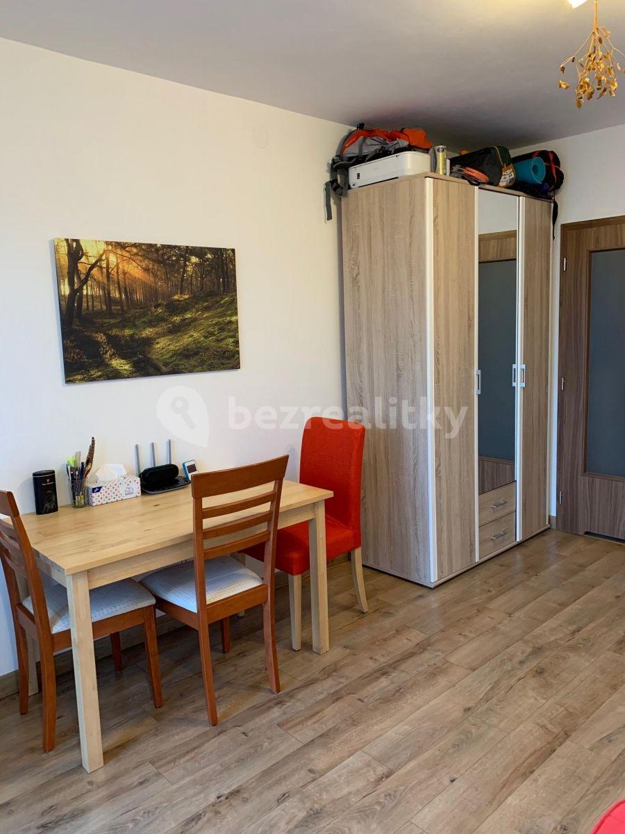 Pronájem bytu 1+1 33 m², Polní, Zdiby, Středočeský kraj