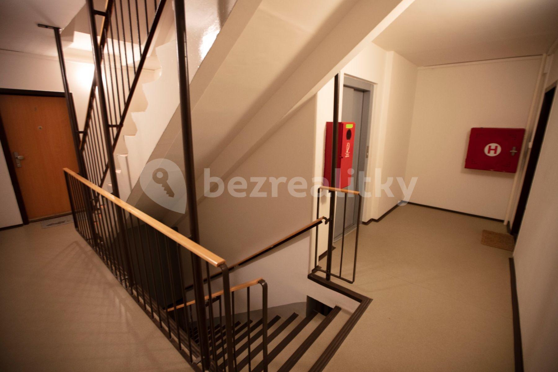 Pronájem bytu 3+kk 67 m², Jažlovická, Praha, Praha