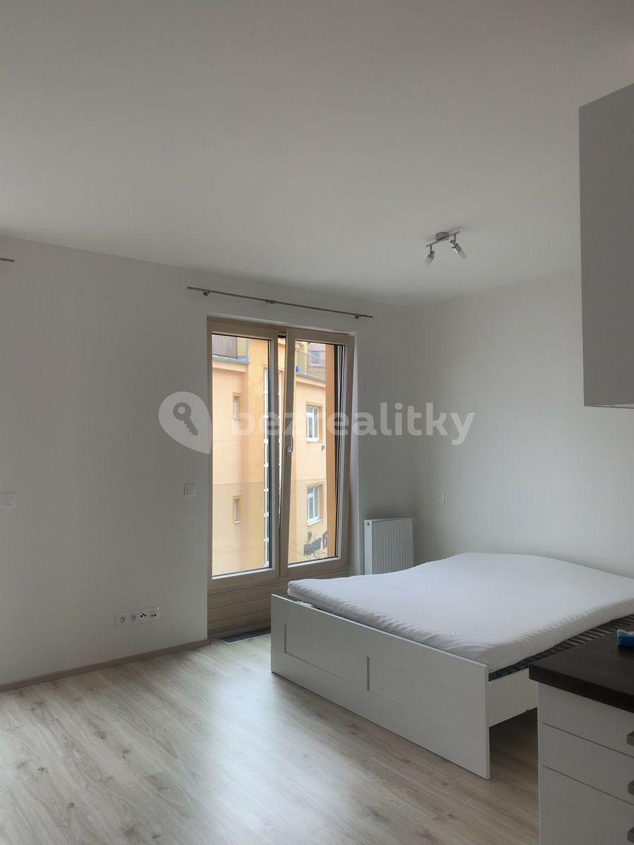 Pronájem bytu 1+kk 53 m², Adamova, Praha, Praha