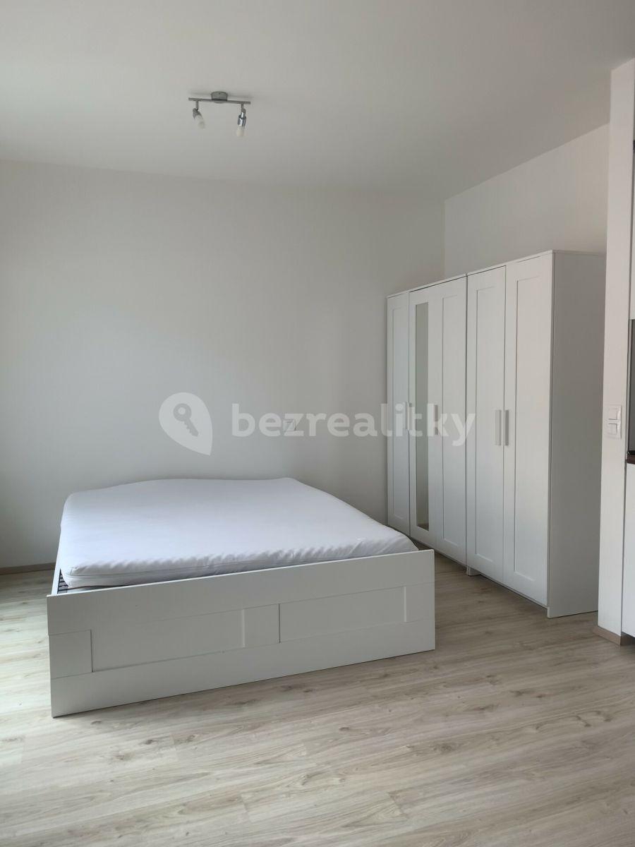 Pronájem bytu 1+kk 53 m², Adamova, Praha, Praha