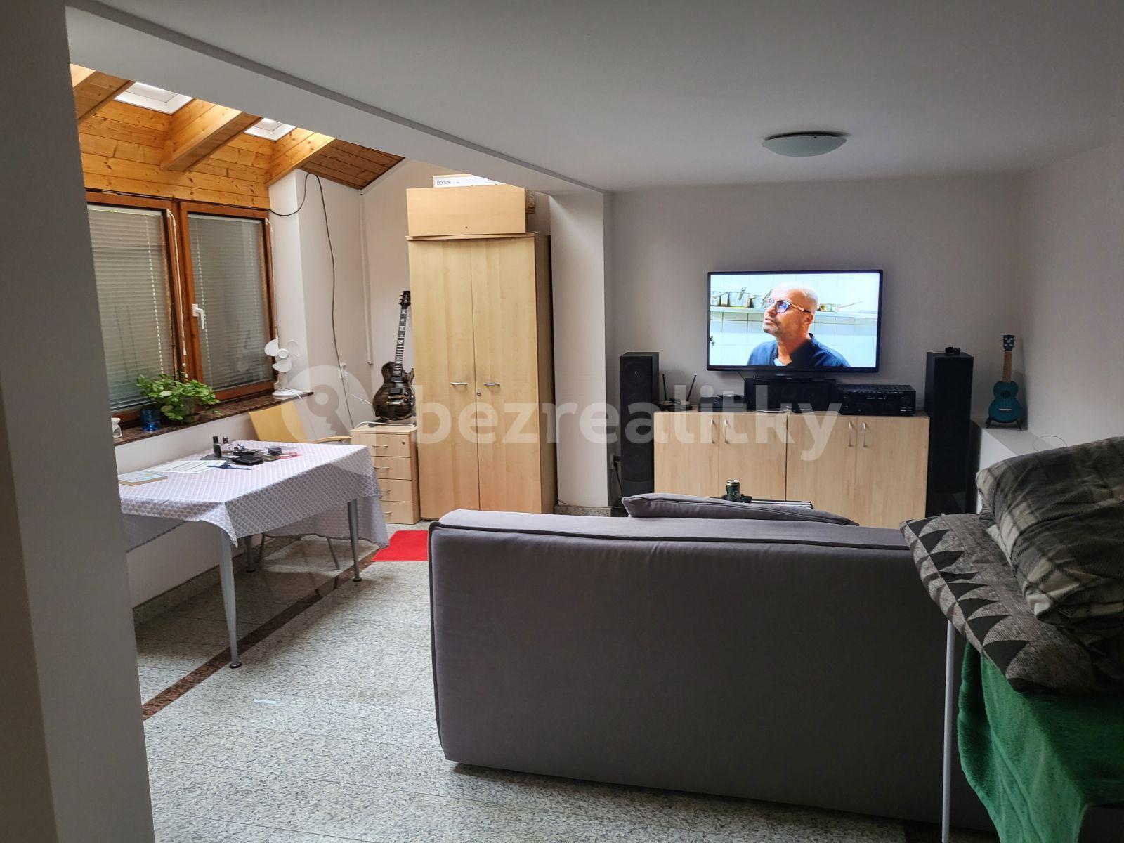 Pronájem bytu 1+1 45 m², Říčany, Středočeský kraj