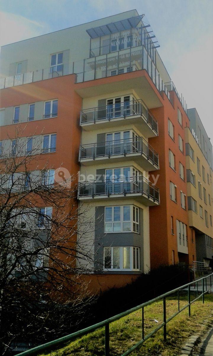 Pronájem garáže 20 m², Plzeňská, Praha, Praha