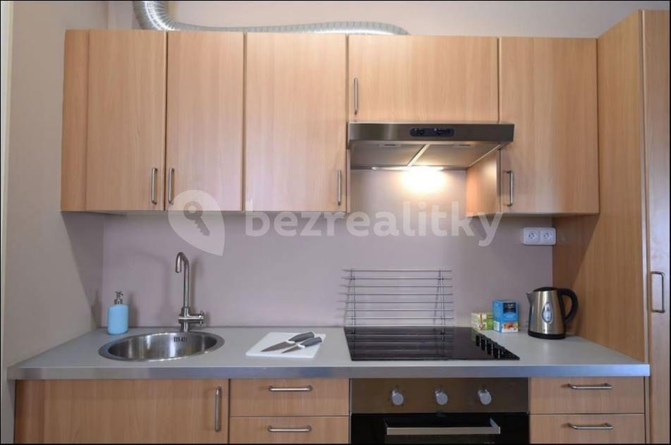 Pronájem bytu 2+kk 77 m², Rohanské nábřeží, Praha, Praha