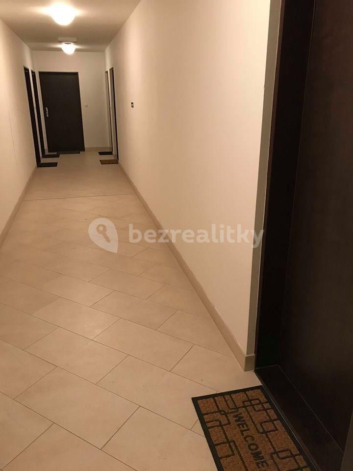 Pronájem bytu 2+kk 56 m², Modenská, Praha, Praha