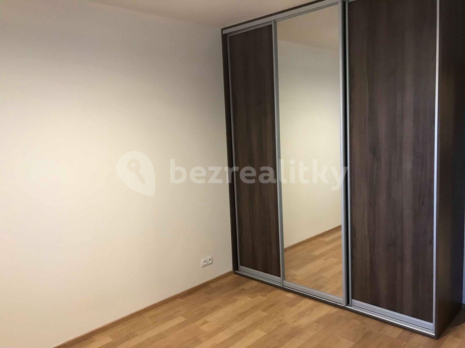 Pronájem bytu 2+kk 56 m², Modenská, Praha, Praha