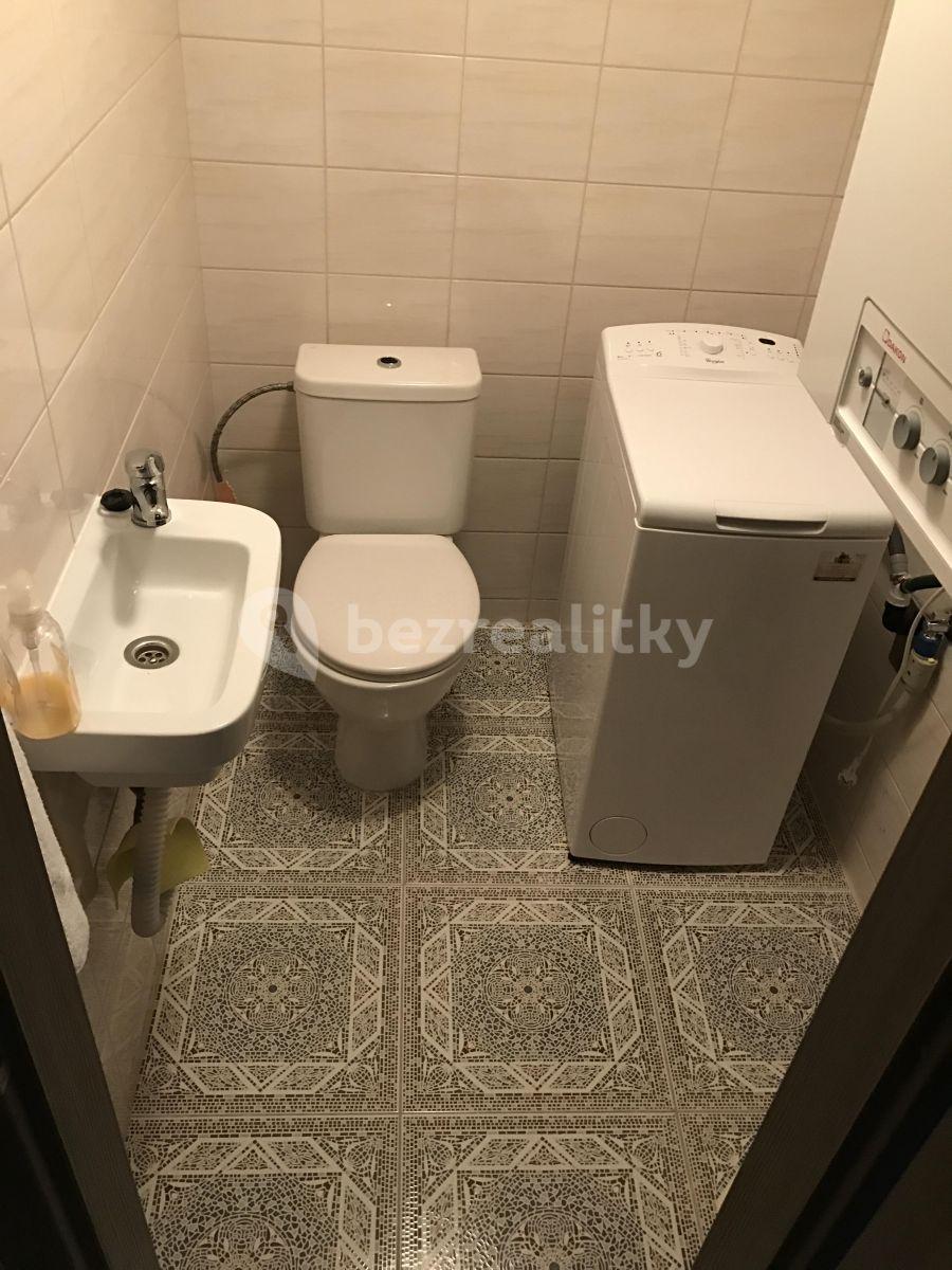 Pronájem bytu 3+kk 85 m², Drahobejlova, Praha, Praha