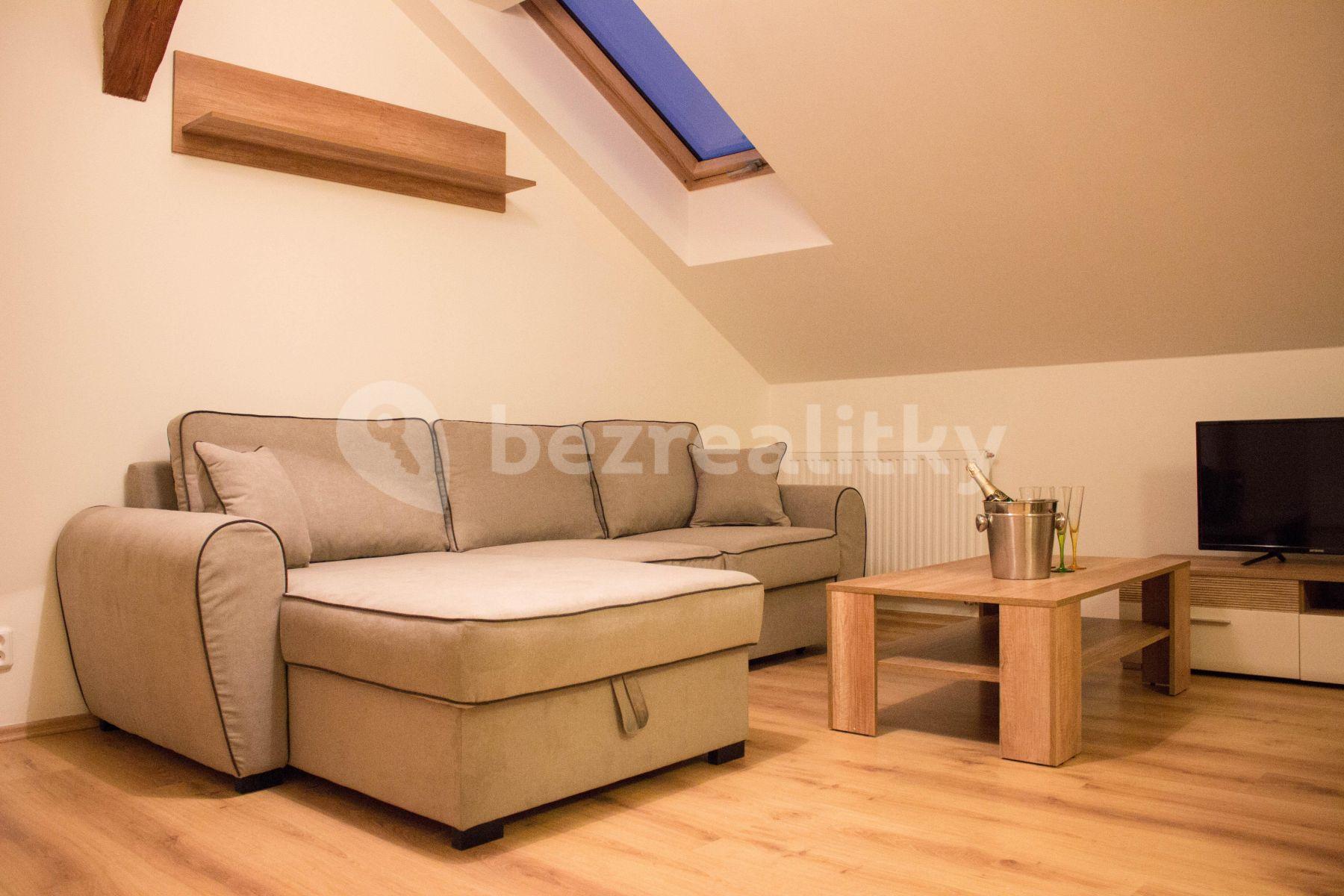 Pronájem bytu 3+kk 86 m², Malířská, Praha, Praha